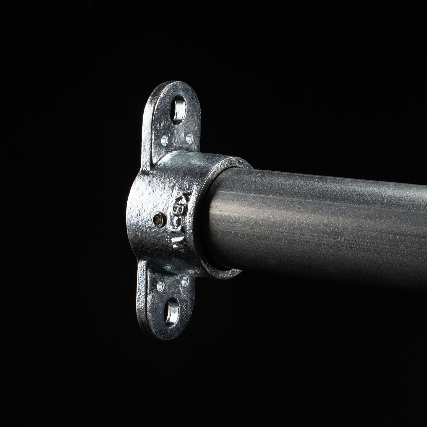 単管用ジョイント金具　Kタイプ　ダブル羽根付き　ベース