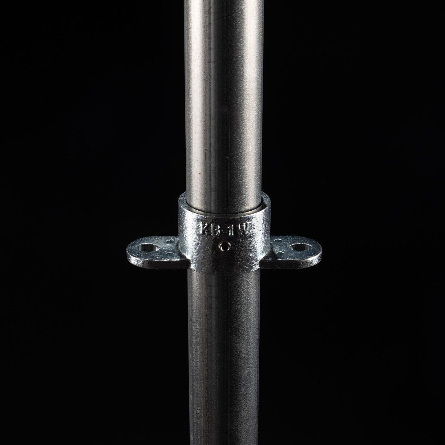 単管用ジョイント金具　Kタイプ　ダブル羽根付き　ベース