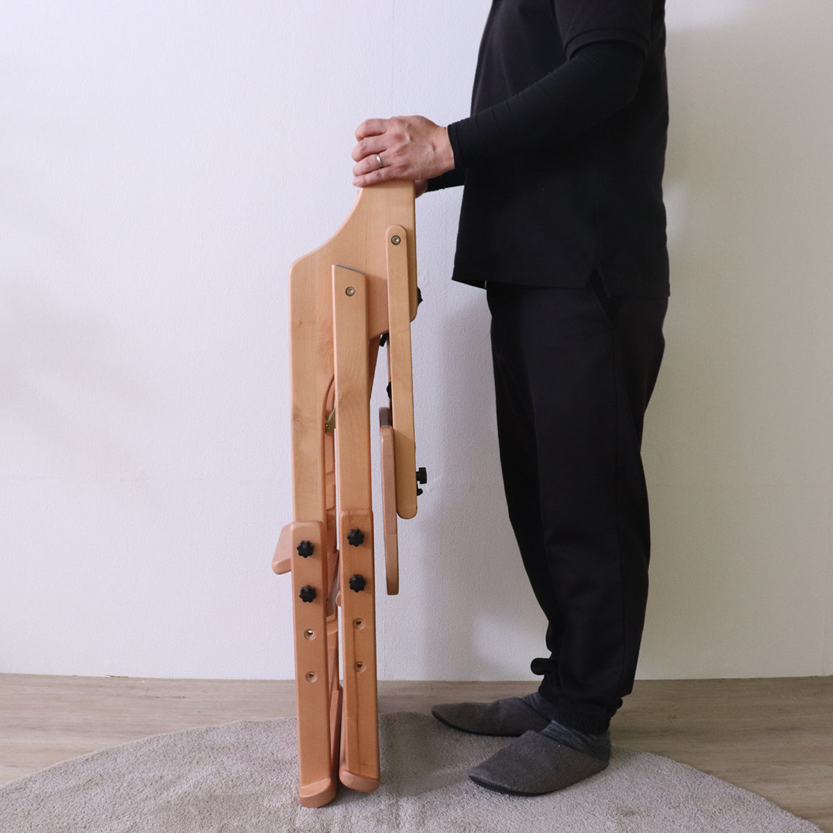 おりたたみベビーチェア　生後7か月から　天然木　ライトブラウン