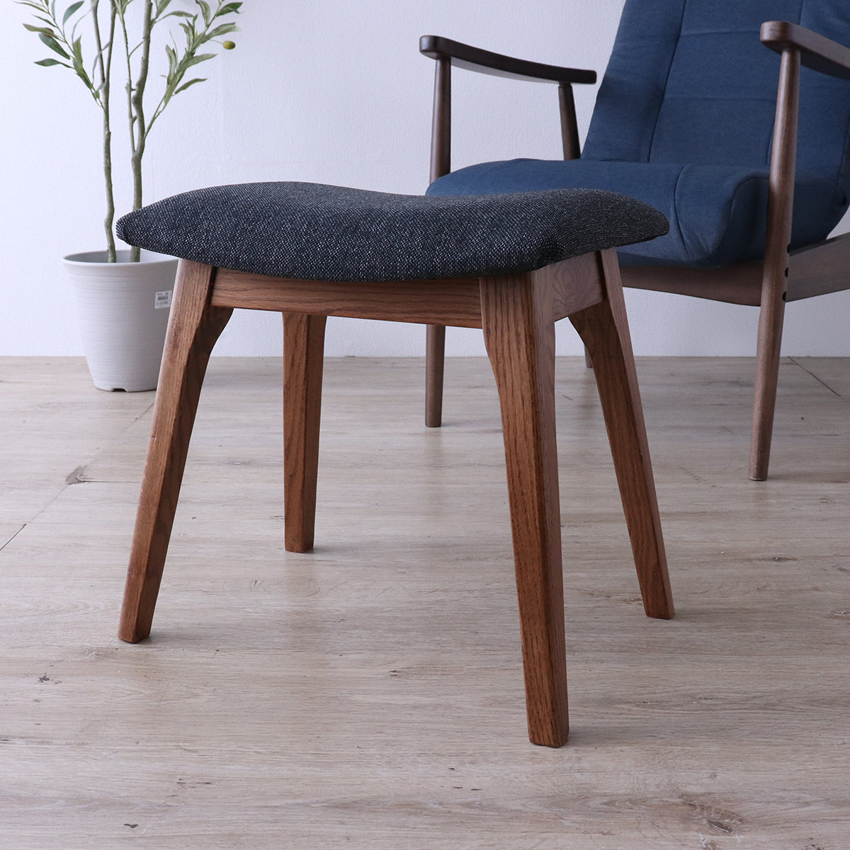 レッドオーク　スツール　メーベル　ブラウン