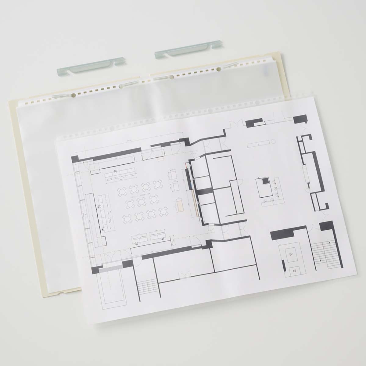 Ｍｕｔｕａｌ 二つ折りクリヤーブック＜ポケット交換式＞　Ａ４（Ａ３・２ツ折）　アイボリー