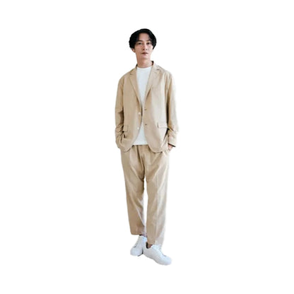ALLESTサステナブル春夏スーツ ベージュ XS/S/M/L/XL/XXL 植物由来スーツ 次世代スーツ 高伸縮スーツ 360度ストレッチ パジャマ感覚 シルクタッチ 究極の肌触り 軽量スーツ パッカブルスーツ コンパクト収納 モバイルスーツ 出張スーツ 旅行スーツ 洗えるスーツ 家庭洗濯可能 シワになりにくい 速乾 吸湿速乾 通気性 紫外線カット UVカット98％ 貝ボタン エコ素材 とうもろこし由来 Sorona PTT ビジネスカジュアル フォーマル カジュアル兼用