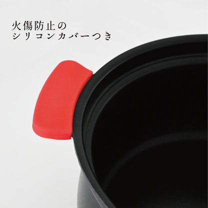 everyU. 和ごころ土鍋 土鍋風 卓上鍋 27cm (3～4人用) IH/ガス火対応 軽い 軽量 シリコン取っ手付き お手入れ簡単 フッ素加工 セラミックコーティング ふっ素樹脂加工 菜箸置き付 割れない PFOAフリー 家庭用鍋 鍋料理 煮込み料理 一人暮らし 二人暮らし シリコン取っ手 安全設計 菜箸置き付き 卓上調理 多用途鍋 PFOAフリー ブラック鍋 キッチン用品