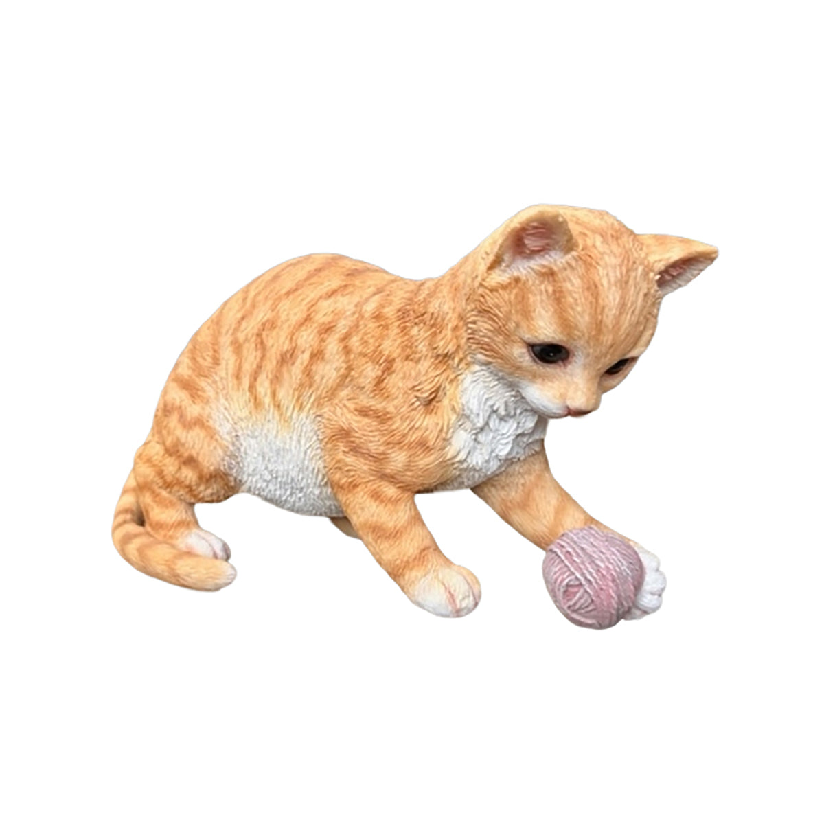 ガーデンオブジェ じゃれ猫（毛玉）