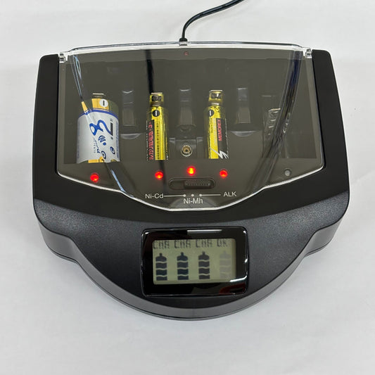 乾電池を繰り返し使える マルチ充電器 単1〜単4対応 9V対応 残量表示付き 安全設計 エコ節約モデル