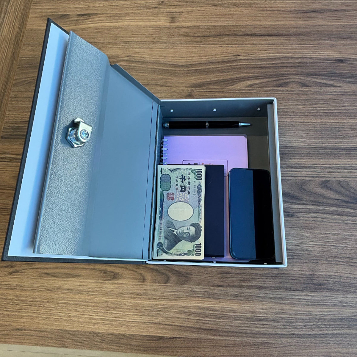 本棚に隠せるセキュリティ金庫 辞書型隠し金庫 鍵付き 防犯 へそくり保管 カモフラージュ収納 ブラック
