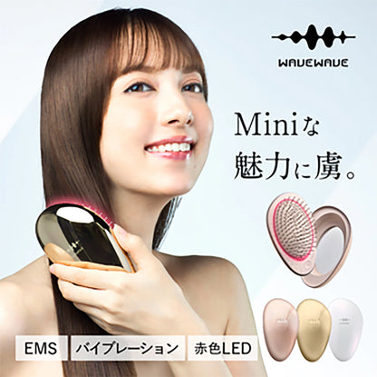 WAVEWAVE EMS Brush Air mini クッションブラシ 頭皮ケア(ｺﾞｰﾙﾄﾞ）