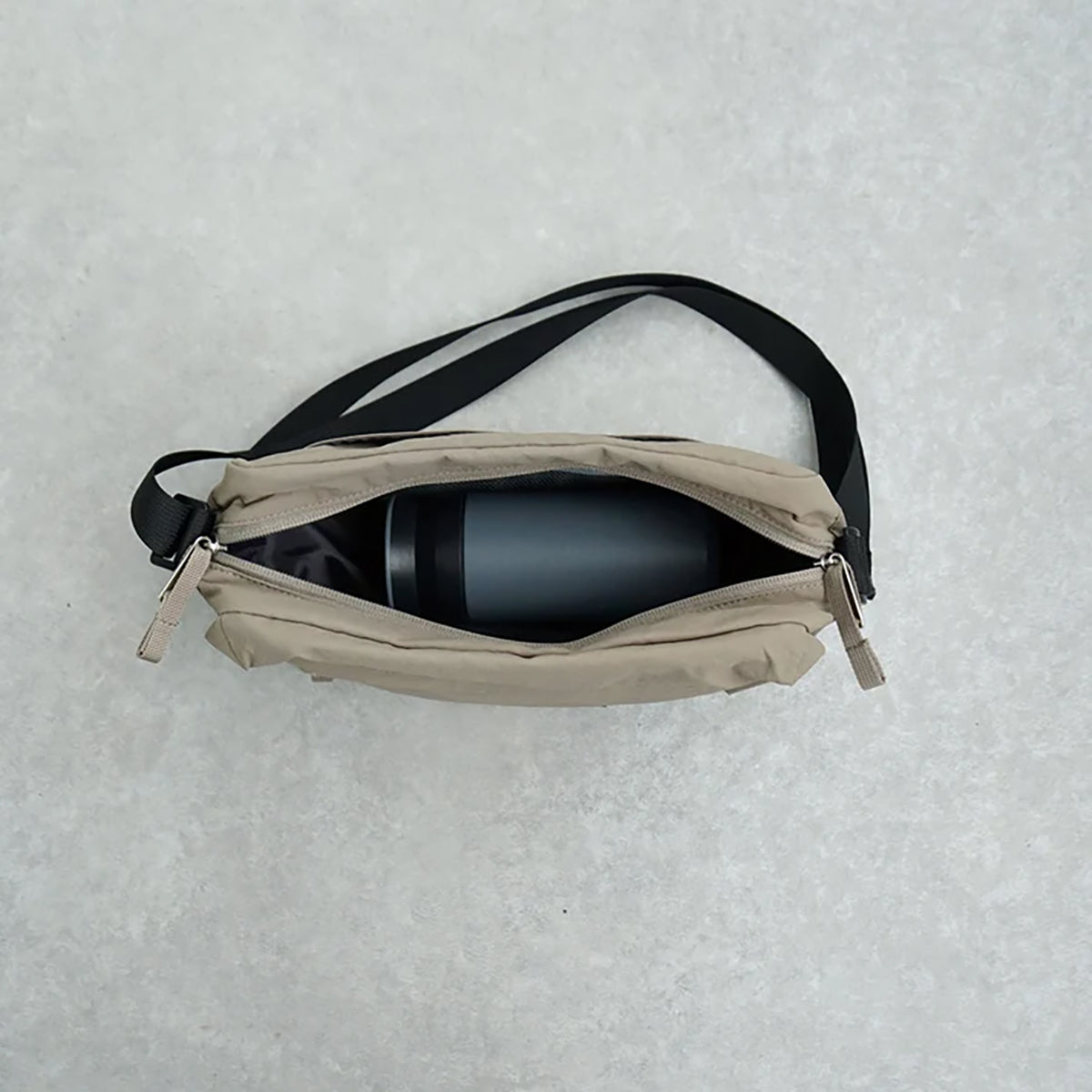 ライトリーショルダーバッグ BROWN